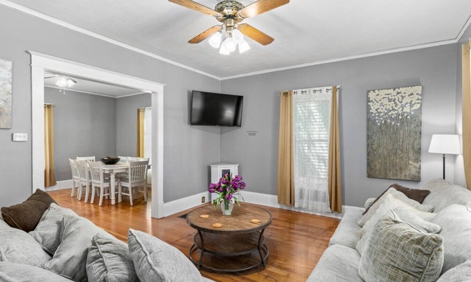 Billings House | Timelessly restored home - entirely yours to enjoy