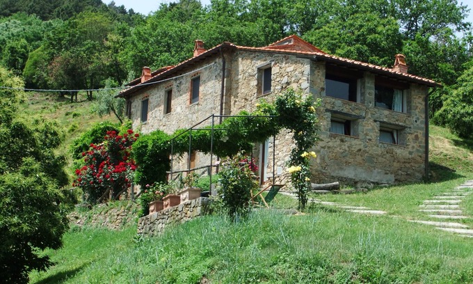 Pescia House | Tinaia of Podere Cima di Zano - apartment for 6 people