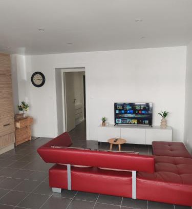 Hayange Apartment | Tini