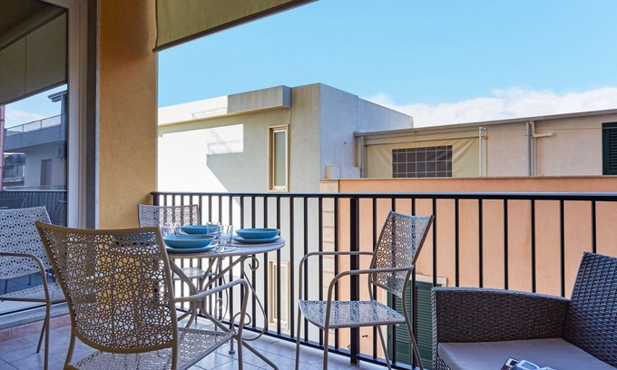 Pozzallo Apartment | Tinsal Apartment, Beach at 50mt