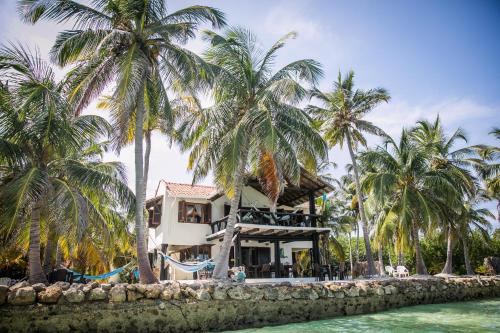 Isla Tintipan Hotel | Tintipan Cabana SalSiPuedes