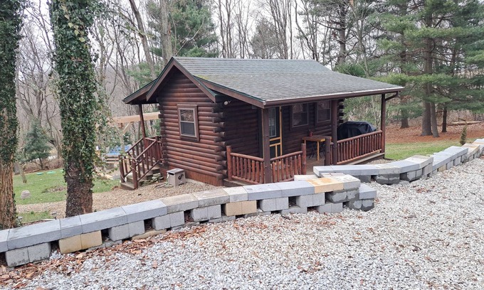 Perrysville Cabin | Tiny Cabin on the outskirts of Mohican State Park