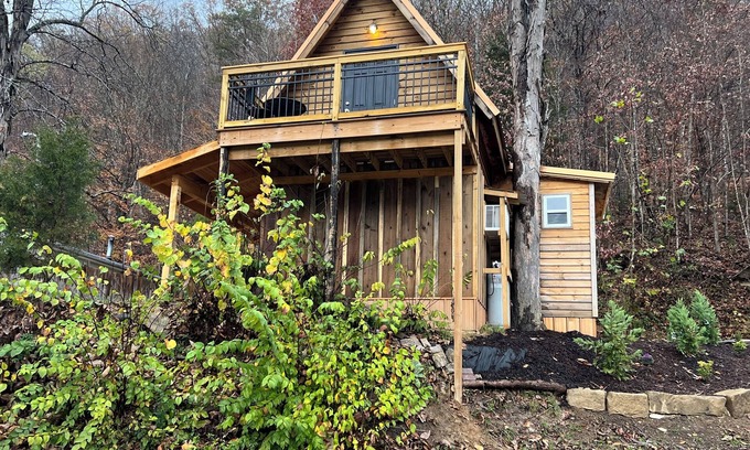 Stanton Cabin | Tiny cabin within 10 minutes of the Red River Gorge