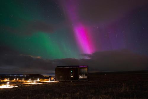Selfoss Cabin | Tiny Glass lodge Experience The Nature