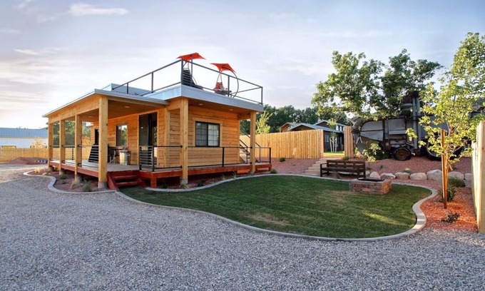 Orderville Apartment | Tiny Home #5 Near Zion & Bryce National Park