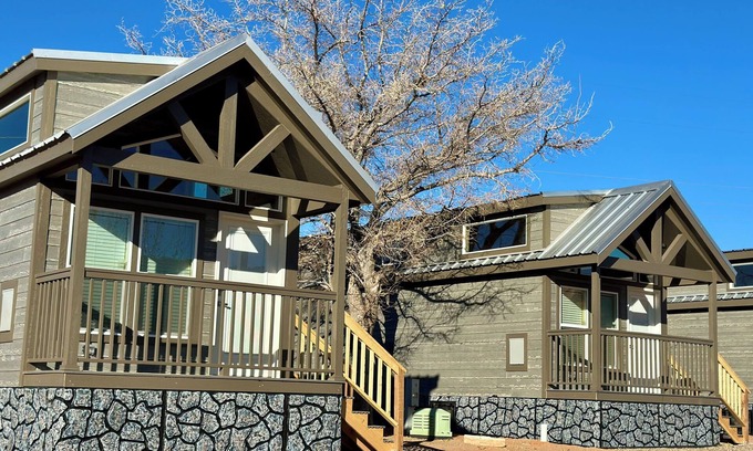 Page Cabin | Tiny Home King Room #13C