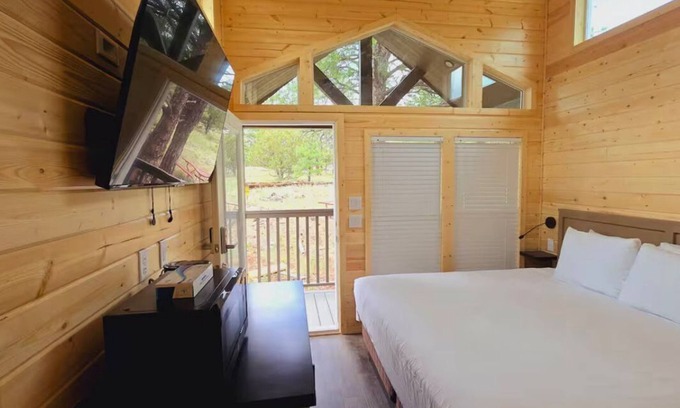 Page Cabin | Tiny Home King Room #8B