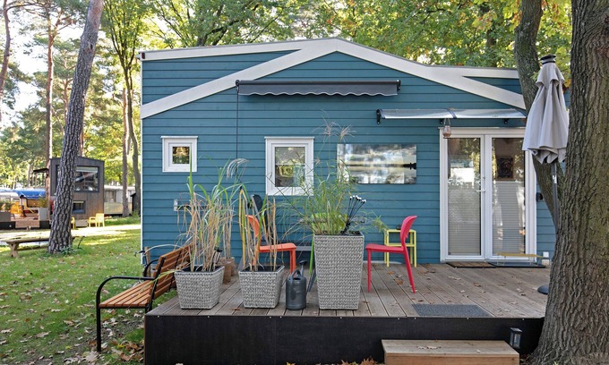 Caputh House | Tiny Home 'Tiny House Nr 1' with Private Terrace, Wi-Fi, and Air Conditioning