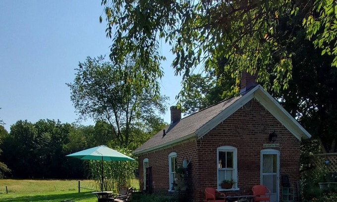 Washington Cottage | Tiny House - 1870's Summer Kitchen
