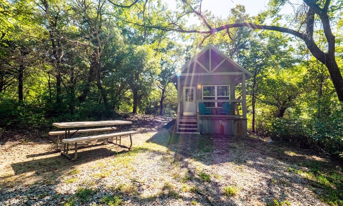 Van Alstyne Cabin | Tiny House Cabins
