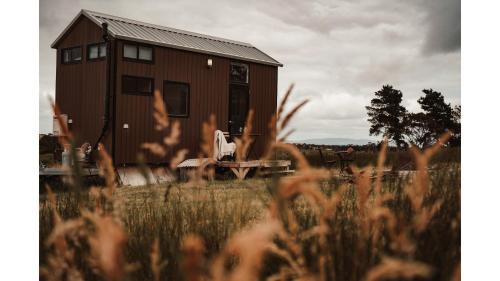 Smeaton House | Tiny Regen Farm Stay by Tiny Away