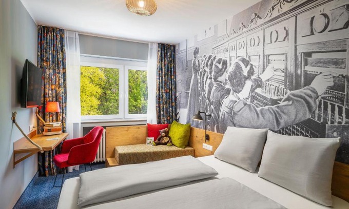 Alt-Godesberg Hotel | tinyTwice Hotel Bonn