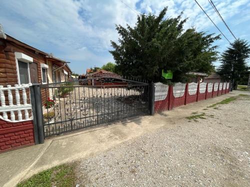 Tiszakeszi Apartment | Tiszavirág apartman