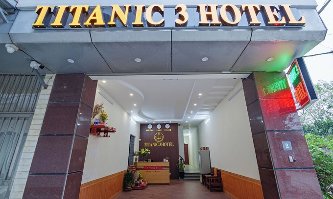 Dong Anh Hotel | Titanic 3 Hotel
