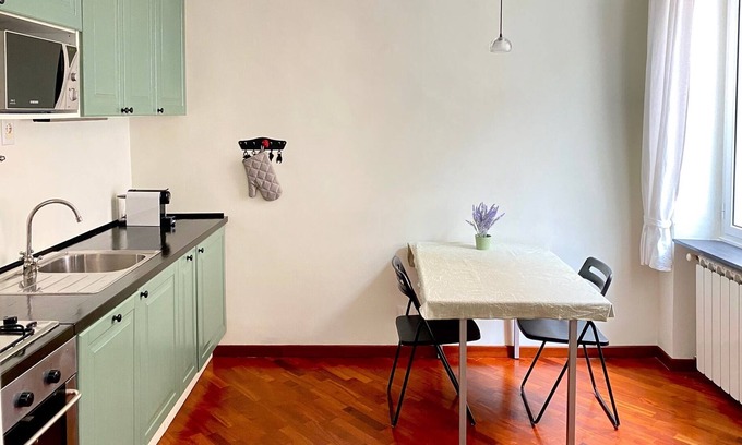 San Fruttuoso Apartment | Tito's Place. Apartment 2 steps from Brignole FS and metro