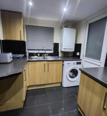 Tilbury Apartment | Tms 3bdr Comfy house! Tilbury!