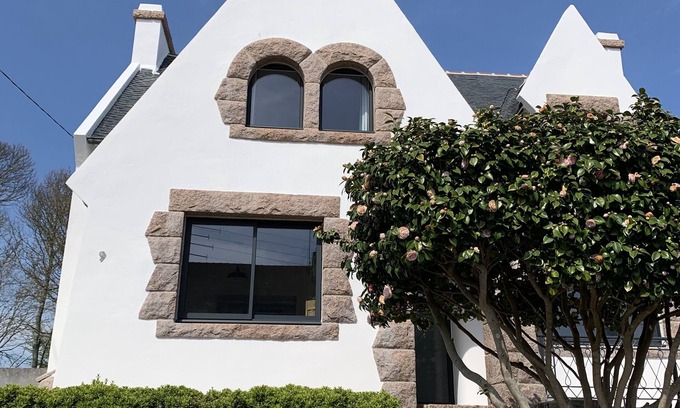 Pont-l'Abbe House | To explore the whole of BIGOUDENIE or go SURFING