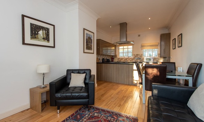 Durham Apartment | Toast Lettings | Apartment 4 The Grove minutes walk from Durham City