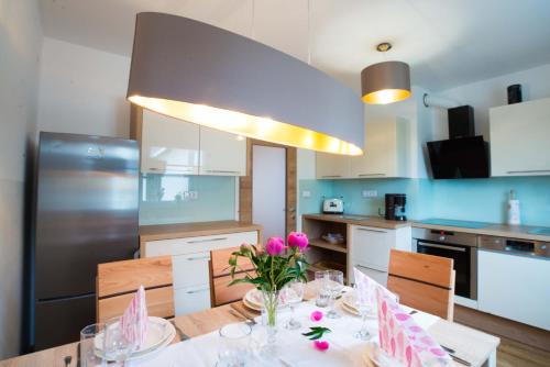 Zasip Apartment | Tolle Ferienwohnung In Zasip Mit Parkplatz