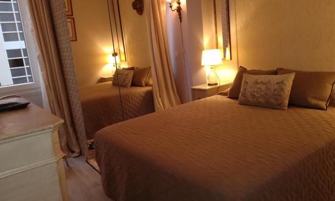 Santa Isabel House | Tomás House