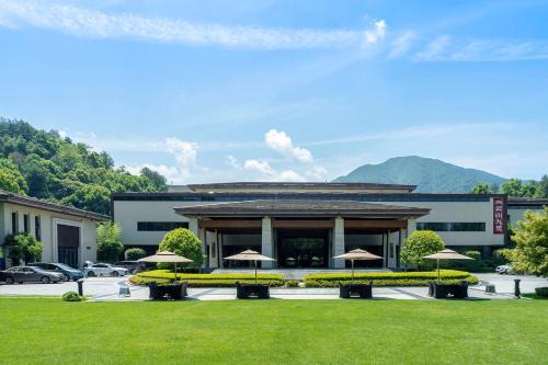 Tonglu County Resort | Tonglu Xizi Yunshan Jiuli Hotel