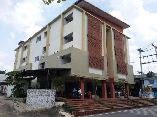 Nai Mueang Apartment | TongPrasit Place