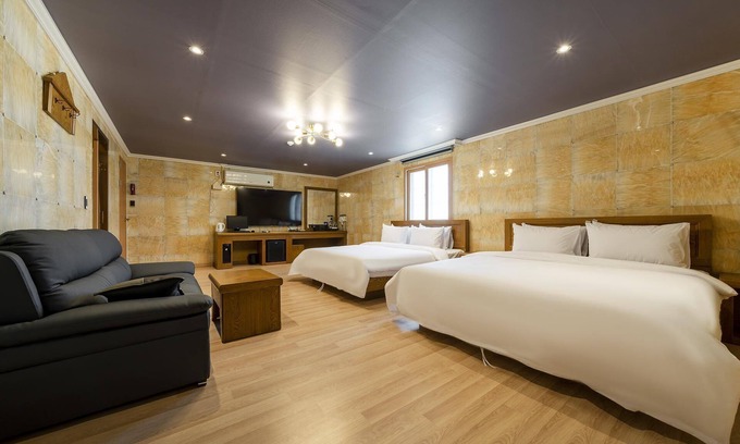 Tongyeong Hotel | Tongyeong Hotel Opera