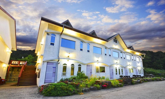 Sanyang-eup House | Tongyoung Macaio Pension