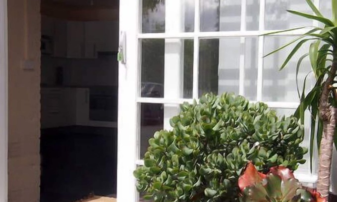 South Hobart Apartment | Toogooloowa to Davey 3