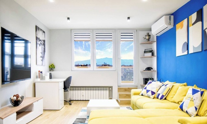 Sofia City Center Apartment | Top 5% - 180 Panorama - Terrace - Top Amenities