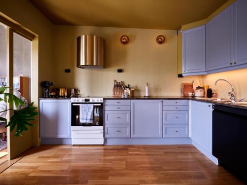 Leknes Apartment | Top apartment in Leknes city, with carport