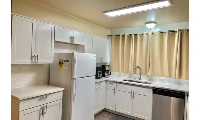 Millcreek House | Top Choice, Queen Beds, Fast Wi-fi, FREE Parking