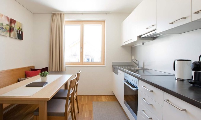 Damuels Apartment | Top E - Apartments Berg 170