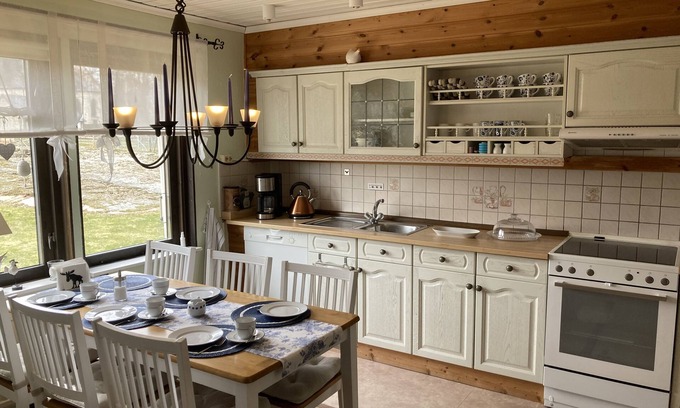 Fagerhult House | Top equipment - renovated, fast internet, in a small village near a bathing lake