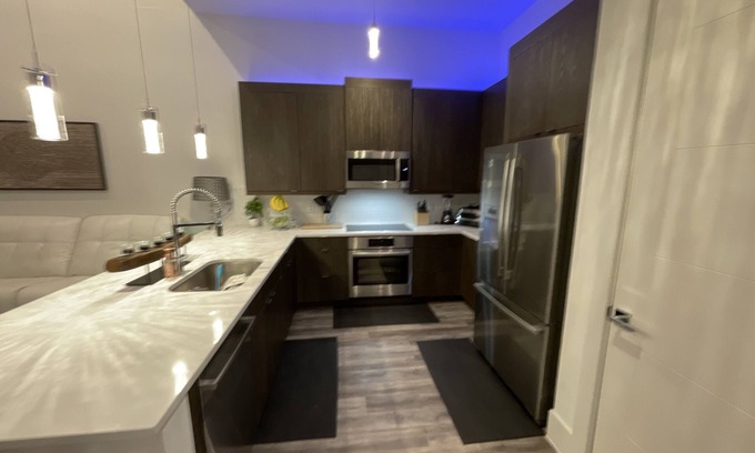 Montgomery Condo | TOP FLOOR 3BED/3BATH CONDO/Availability of 250 HP PONTOON//MARGARITAVILLE PASSES