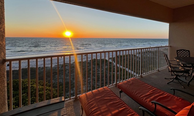 Independence Square Condo | Top Floor IRB Beachfront Heaven At Oceanside! Walkable to Best of IRB!