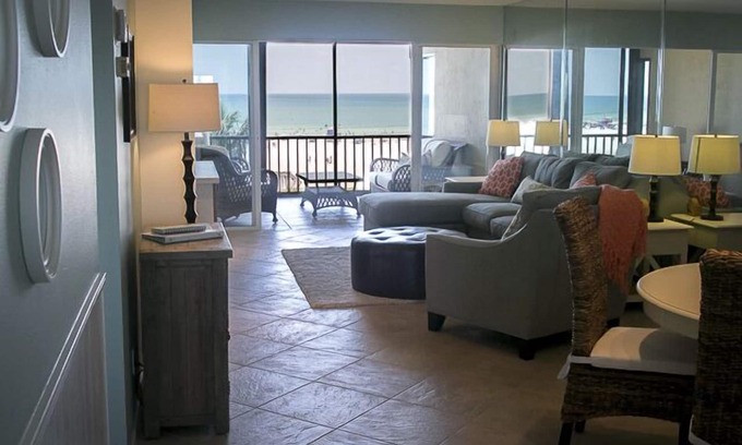 Siesta Key Condo | Top Floor Oceanfront View! Fantastic location! Saturday-Saturday only