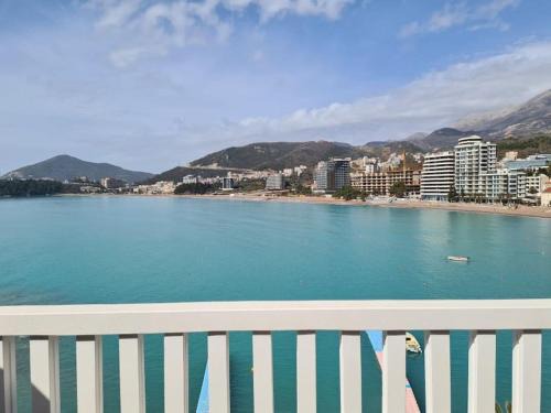 Rafajlovici Apartment | Top floor with stunning seaview, first line