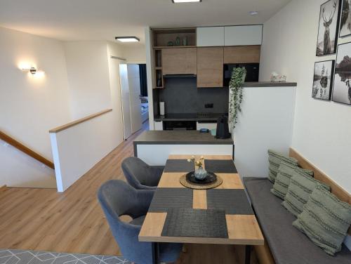 Sankt Englmar Apartment | TOP KaVi apartments #5, Pool, Sauna und Fitness FREE, 2-Zimmer