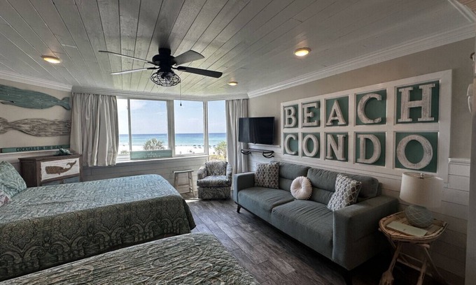 Panama City Beach Apartment | Top of the Gulf 317 - Beach Front Resort - Ocean View Studio Condo