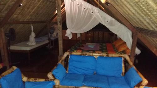 Padangbai Hotel | Topi inn