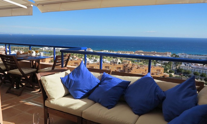 Mojacar Apartment | TOPLIGGING: Luxury penthouse, golf, terrace 180 ° fantastic sea view, free Wifi