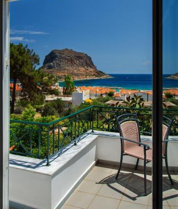 Monemvasia Villa | Topophilia Villa