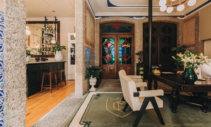 Guimaraes Hostel | Torel Royal Court