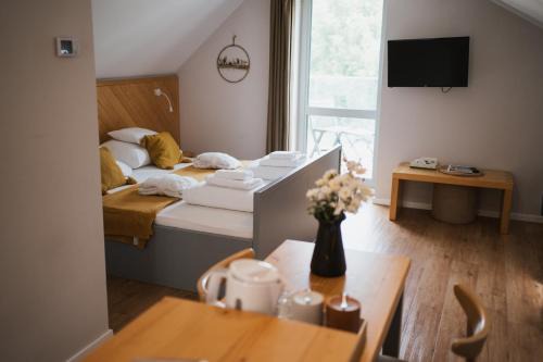 Hegyko Hotel | Tornácos Hotel - Hegykő