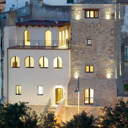 Ortona Bed & Breakfast | Torre della Loggia - Dimora Storica - Ortona