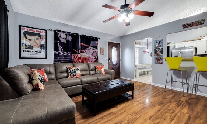 Whitemarsh Island House | Totally 80"s Hideaway