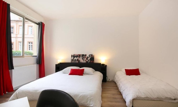 Saint-Etienne Apartment | Toulouse Saint Georges Apt T3, 2 Chambres PK
