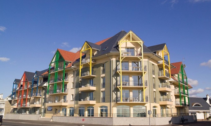 Cayeux-sur-Mer Condo | Tout près de la plage à pied!