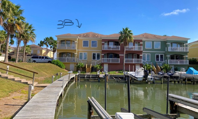 Port Isabel House | Town home in the Marina 38 HT